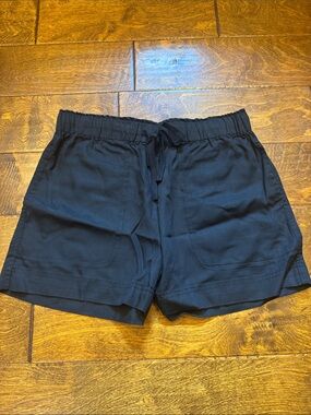 Hilary Radley Black High-Rise Elastic-Waist Shorts